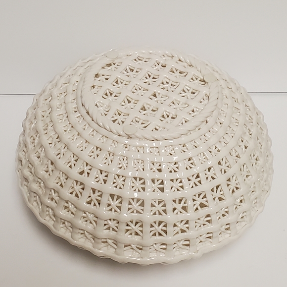 Cyan Design Porcelain Lattice Basket - Picture 6 of 11